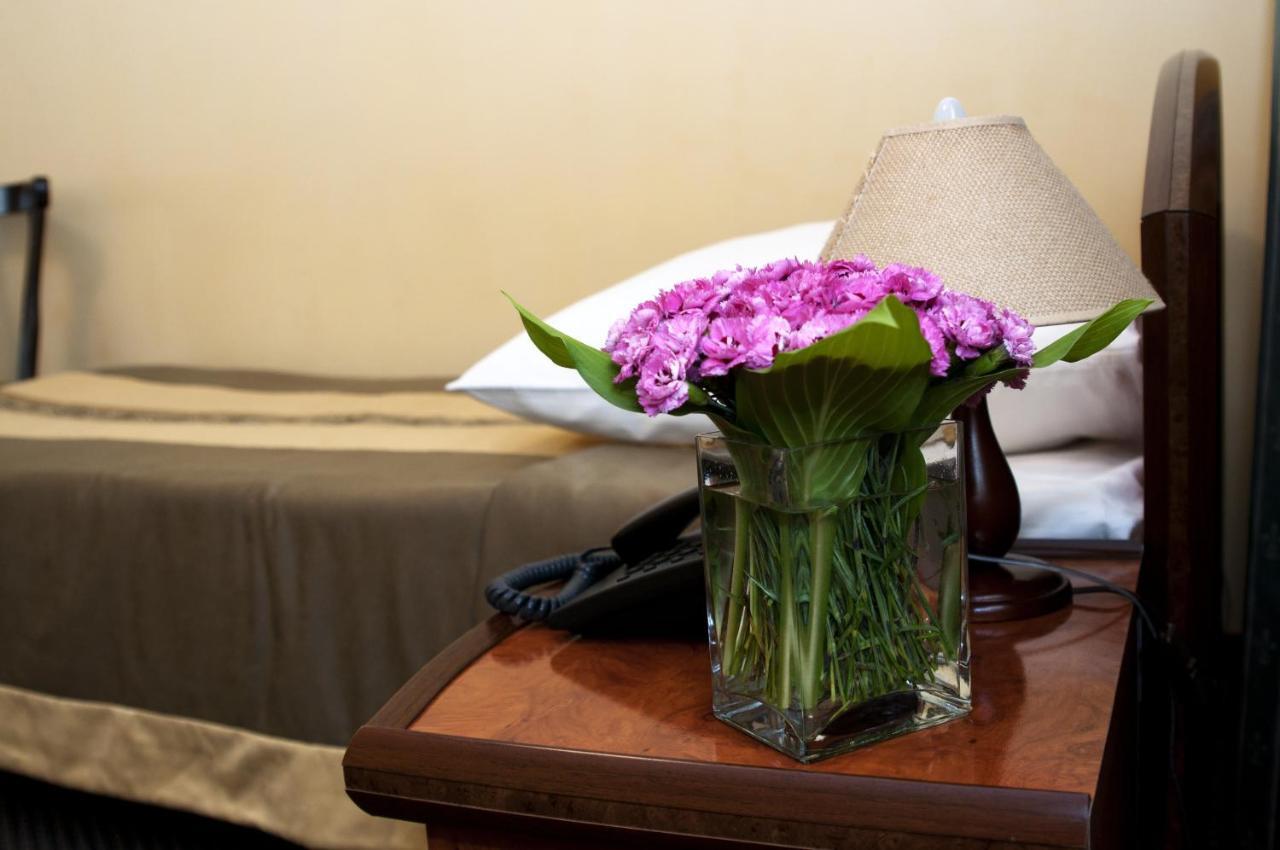 Wien Hotel ลวีฟ ภายนอก รูปภาพ